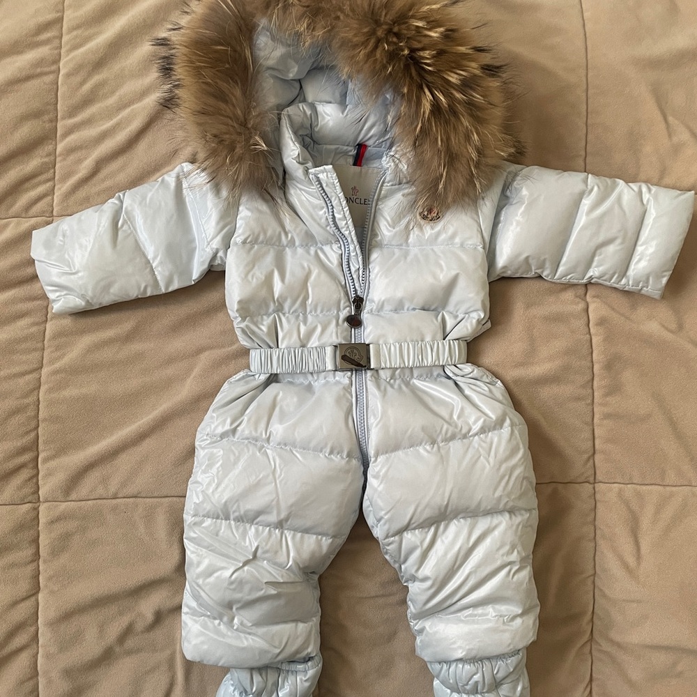 Moncler baby snowsuit 6-9month